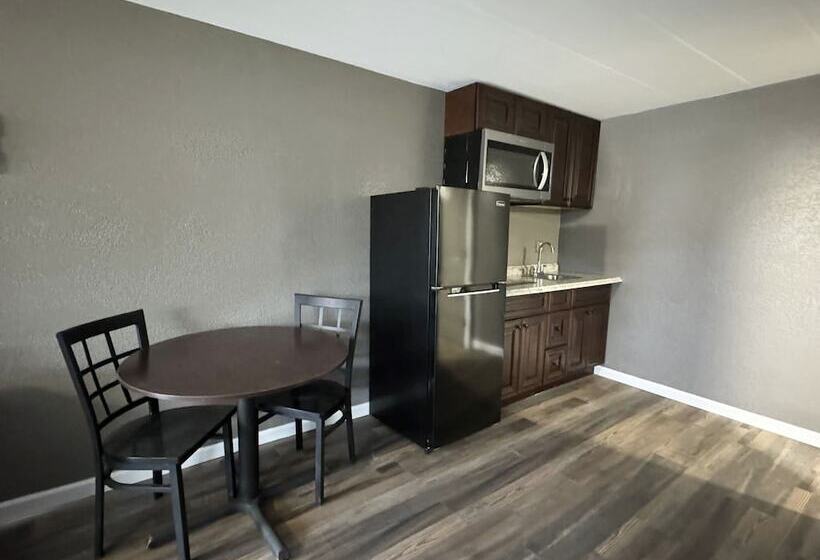 Номер Стандарт, Residency Inn & Studios