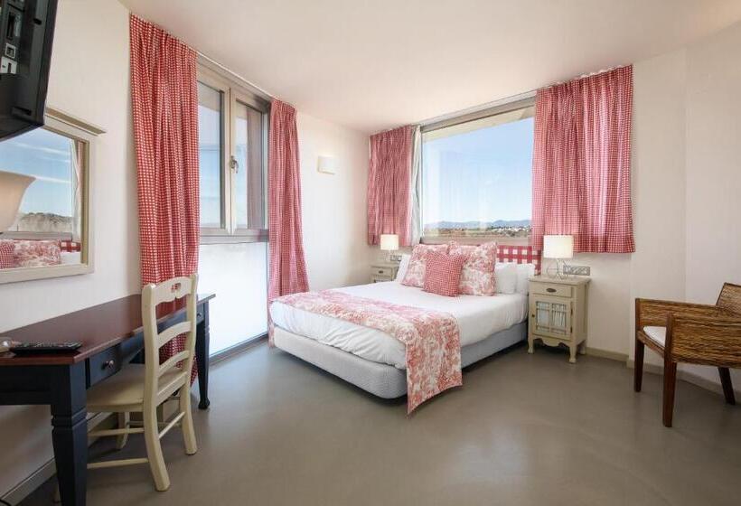 Номер Стандарт, Maison Muralleta B&b