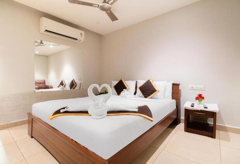 Стандартный Номер Кровать Кинг, Beestay Hotels Mg Road Vijayawada