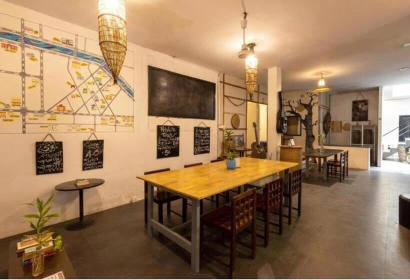 Quarto Estandar, Fusion Hostel