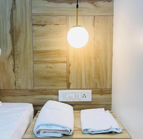 带大床的标准间, Tls  The Lavish Stay