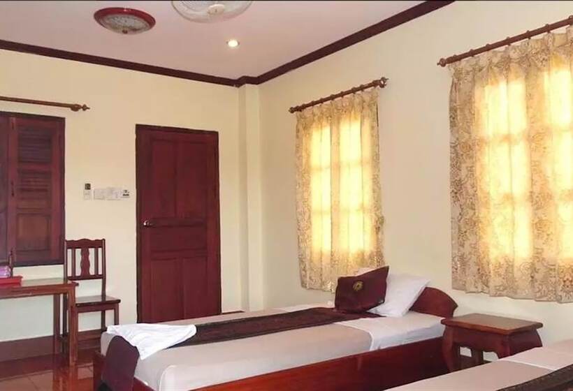 스탠다드 트리플 룸, Mao Phashok Guesthouse