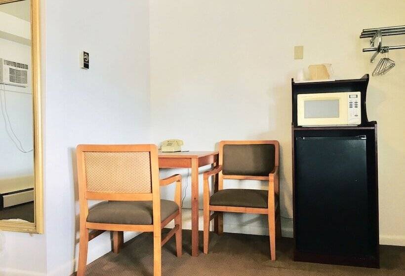 Номер Стандарт, North Country American Inn