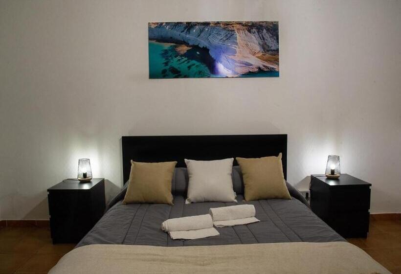 ４ベッドルームクラシックタイプ, B&b La Vista Sul Teatro
