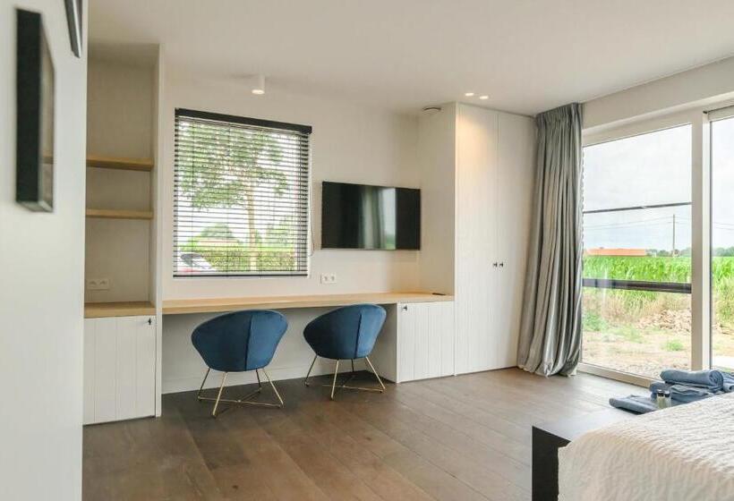 اتاق استاندارد با تخت بزرگ برای معلولان, B&b Logie Jolie