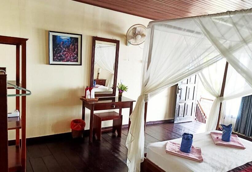 Номер Стандарт Вид на Море, Bastianos Bunaken Dive Resort