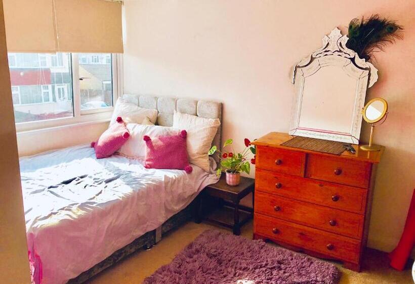 标准间, Enfield Lock Business Stay House