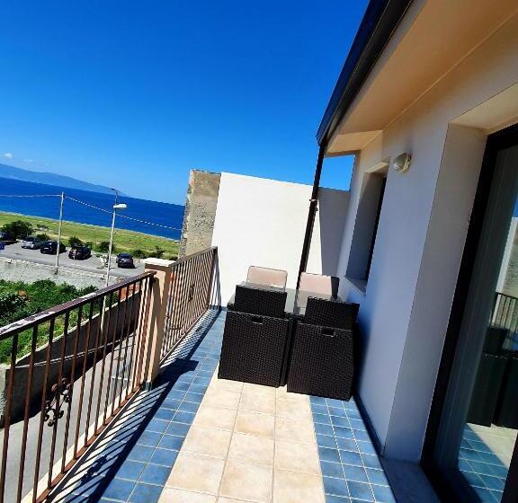 Студия Стандарт, Casa Stone Milazzo B&b