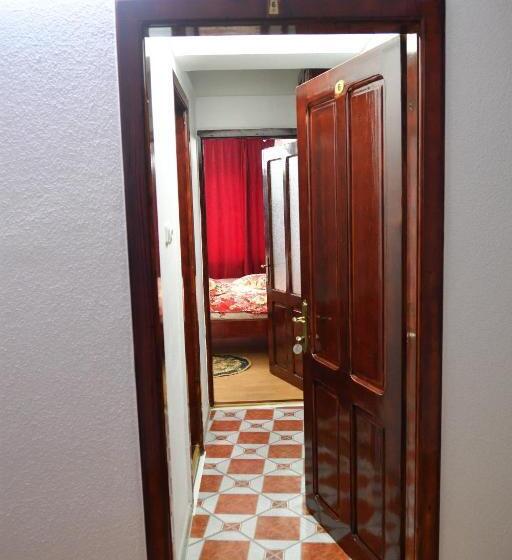 침실 2개 아파트, Casa Simescu I