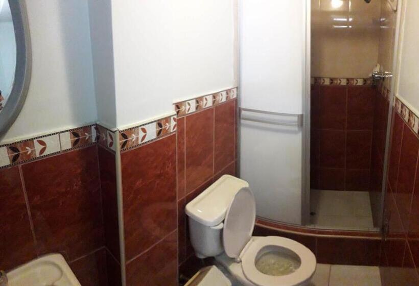 اتاق استاندارد یک نفره, Es Baños Sauna Gianmar I