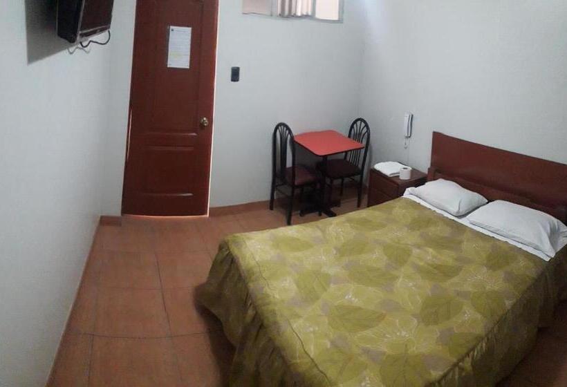 اتاق استاندارد یک نفره, Es Baños Sauna Gianmar I