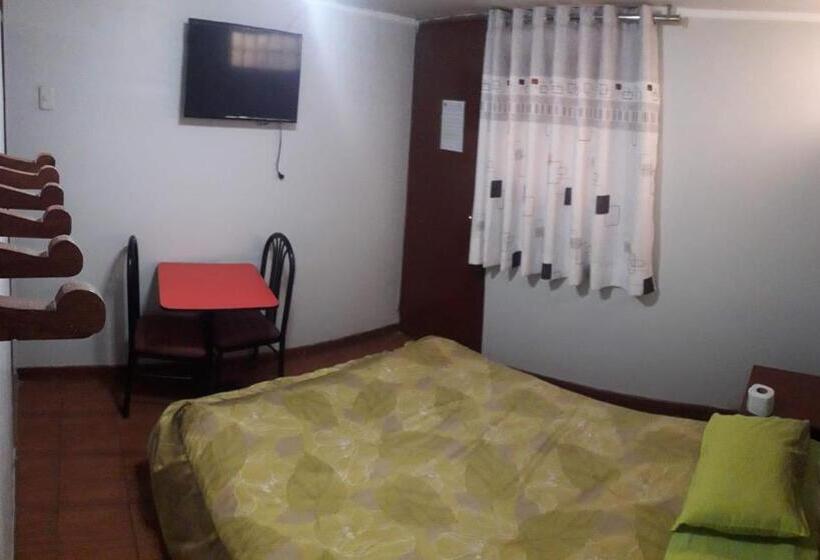 اتاق استاندارد یک نفره, Es Baños Sauna Gianmar I
