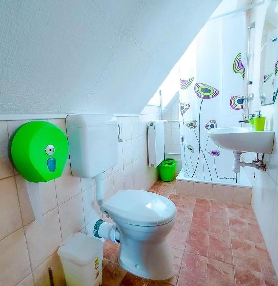 خانه 1 خوابه, Bor Villa Vendégház