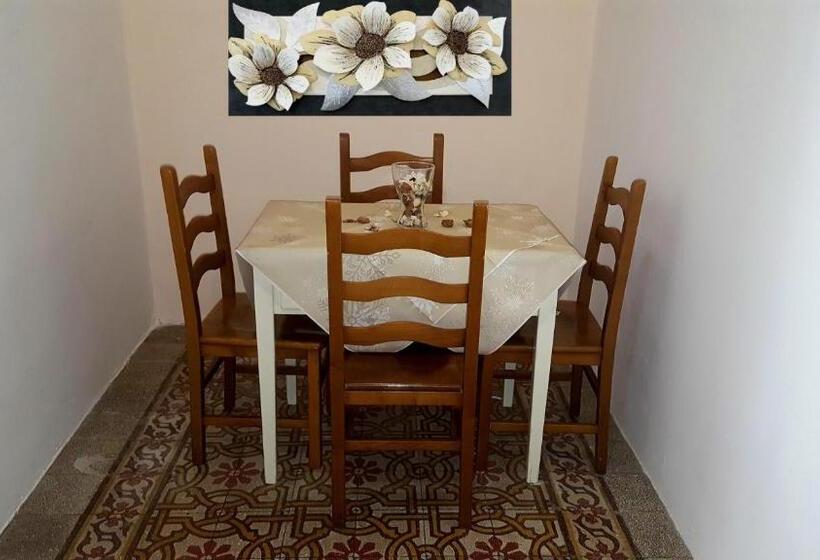 خانه 1 خوابه, Dai Nonni