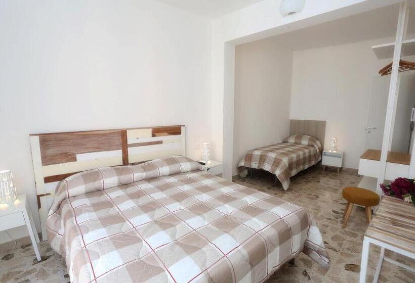 اتاق راحتی سه تخته, B&b   Le Tre Comari
