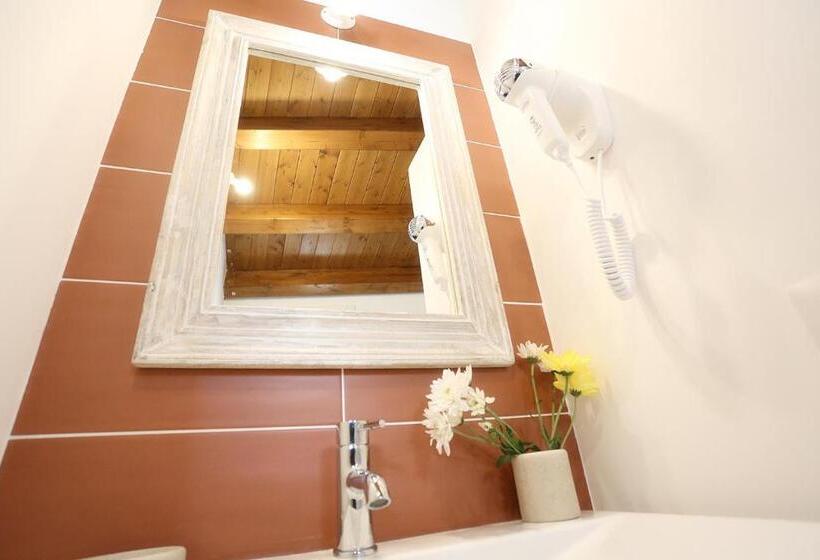 اتاق استاندارد با بالکن, B&b   Le Tre Comari