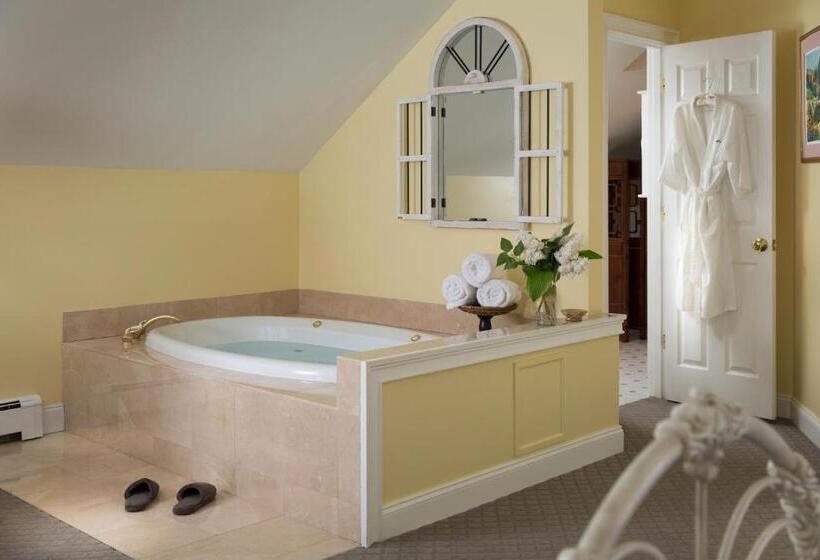 Люкс Кровать Кинг, Wolf Cove Inn