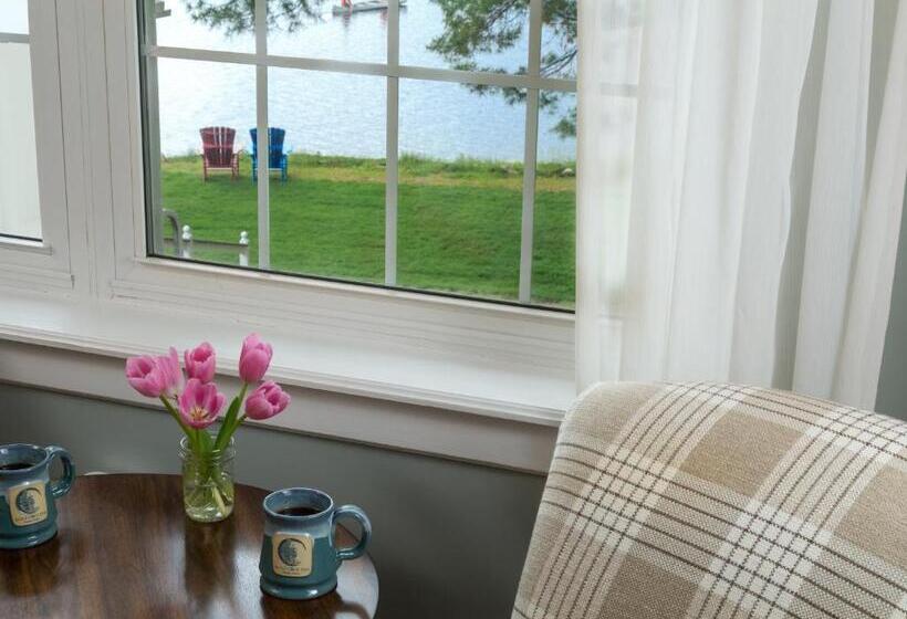 Номер Стандарт Вид на Озеро, Wolf Cove Inn