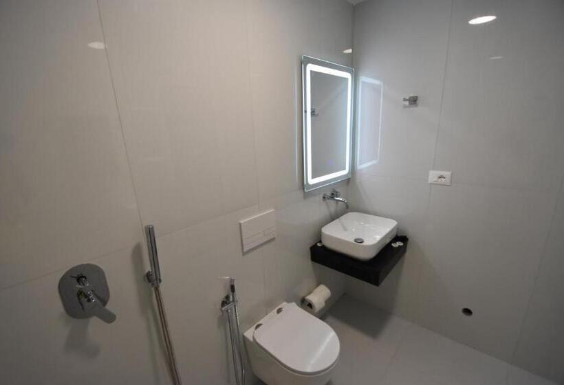Quarto Deluxe, Agimi