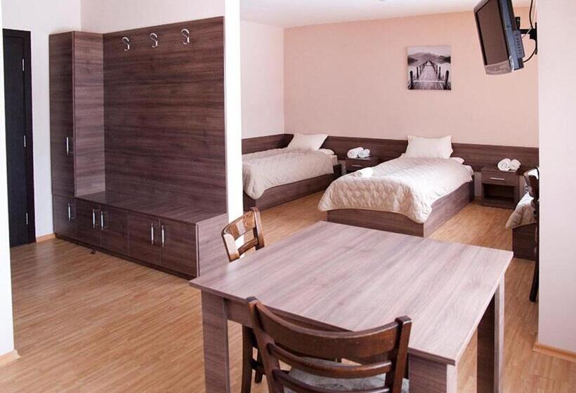 Номер Стандарт Трехместный, Motel Maritsa