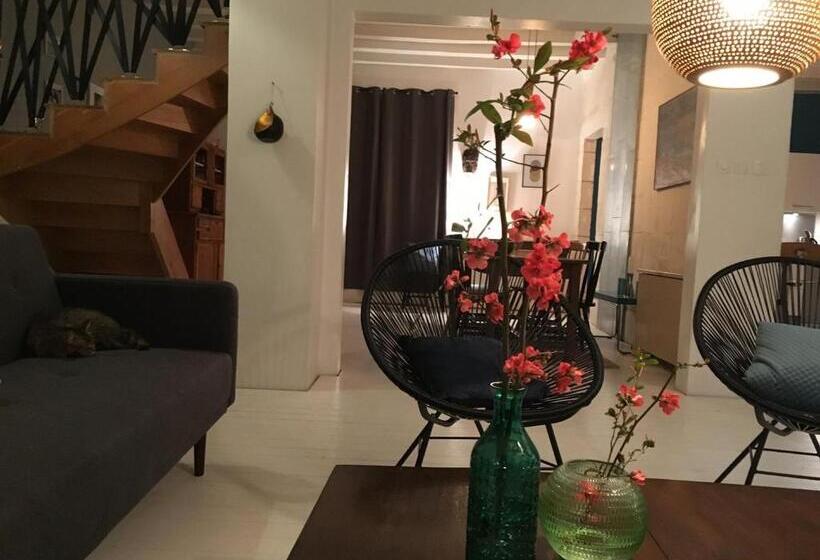 Дом 1 Спальня, La Maison D Agnés