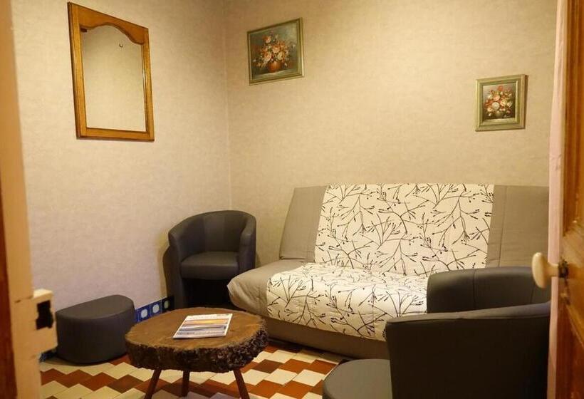 Дом 1 Спальня, Le Gîte Du Bois Groult