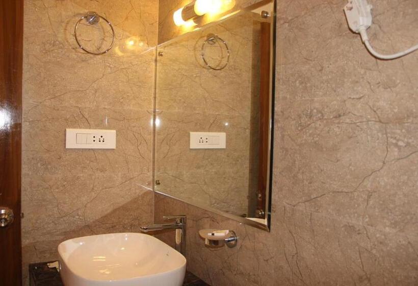 اتاق سوپریور خانوادگی, Ecotel Chiminda Abode