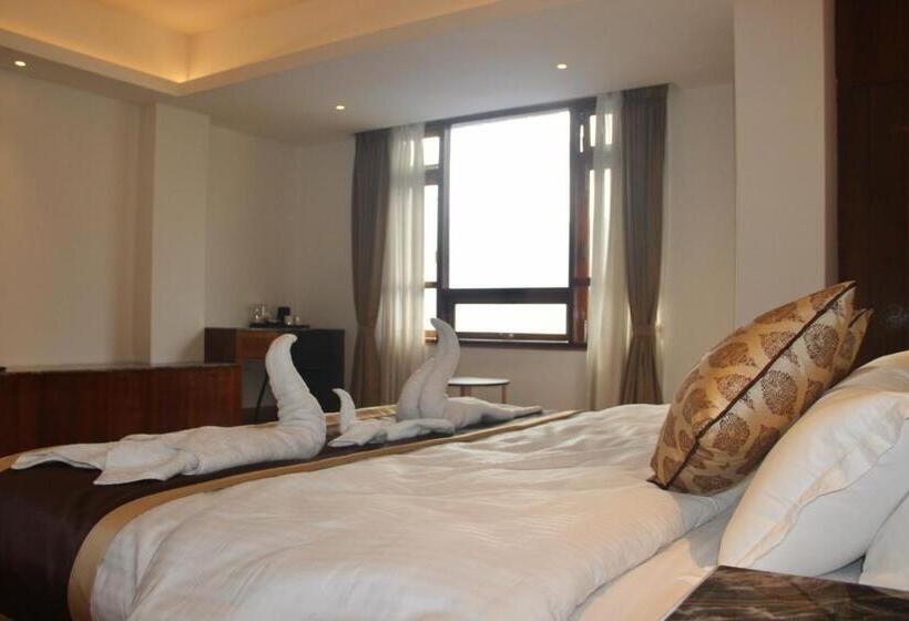 اتاق سوپریور خانوادگی, Ecotel Chiminda Abode