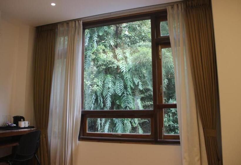 اتاق استاندارد با تخت بزرگ, Ecotel Chiminda Abode