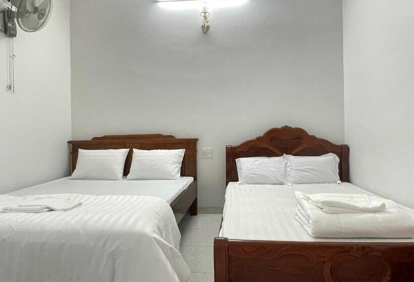 اتاق استاندارد, Nhà Nghỉ Thuý Hiền