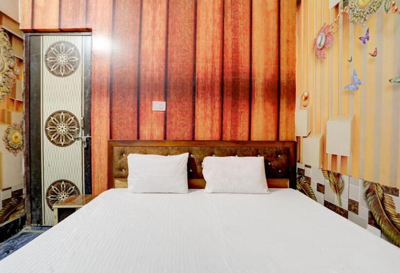 Трехместный Номер Классика, Oyo 81443 Dosto Ki Dhadkan