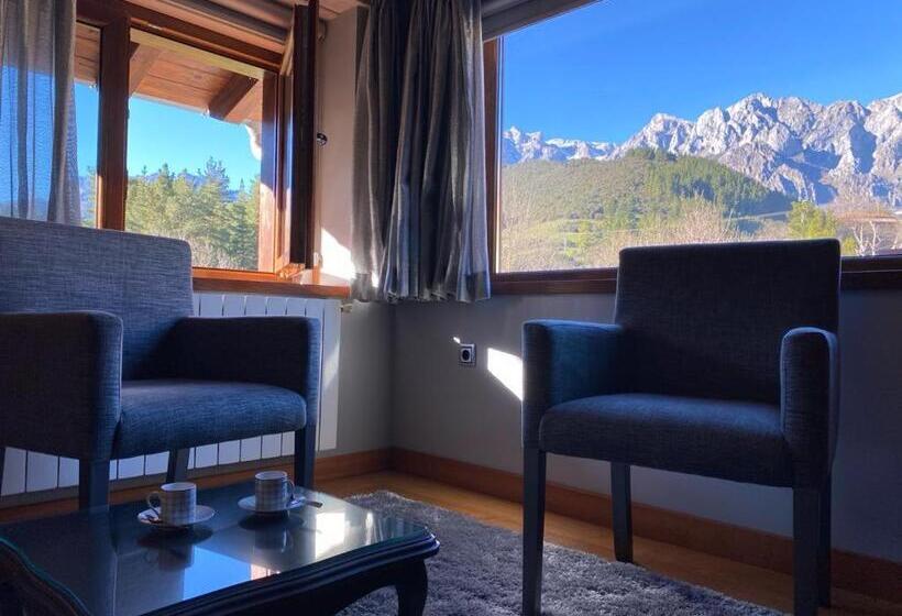 Люкс Кровать Кинг, Picos de Europa Suites and Rooms
