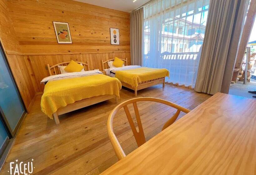 Номер Стандартный с Видом, Lijiang Shitian B&b