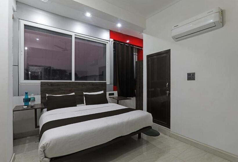 Трехместный Номер Классика, Golden Inn