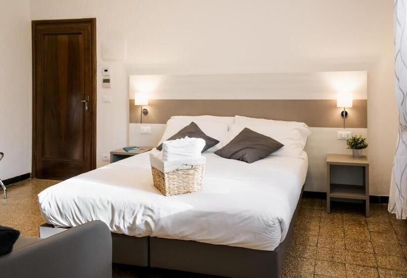 اتاق استاندارد سه نفره, Lamì Room & Apartment