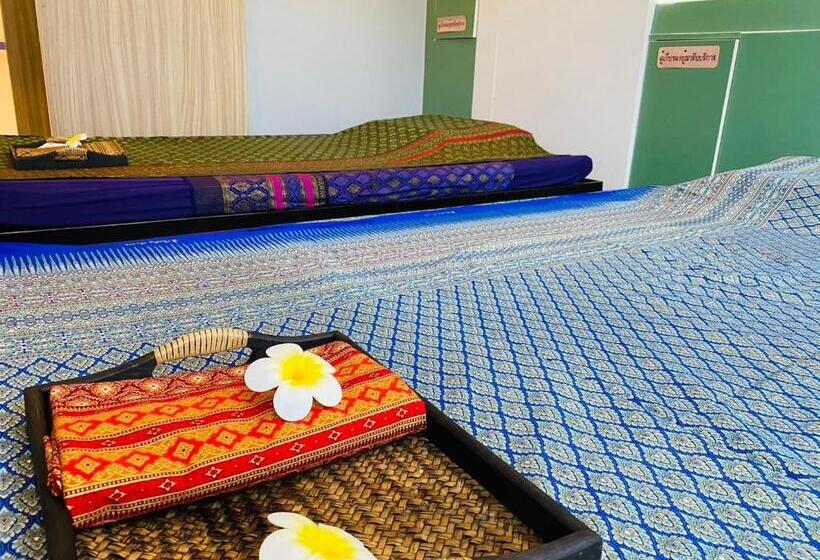 سوئیت جونیور با استخر, D Eco Wellness Luxury