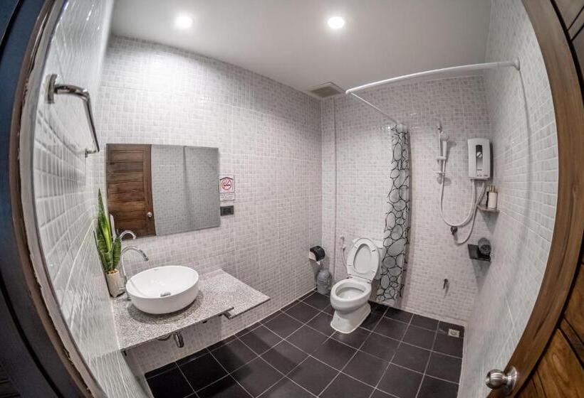 Стандартный Номер Кровать Кинг, A Day Inn Lamphun