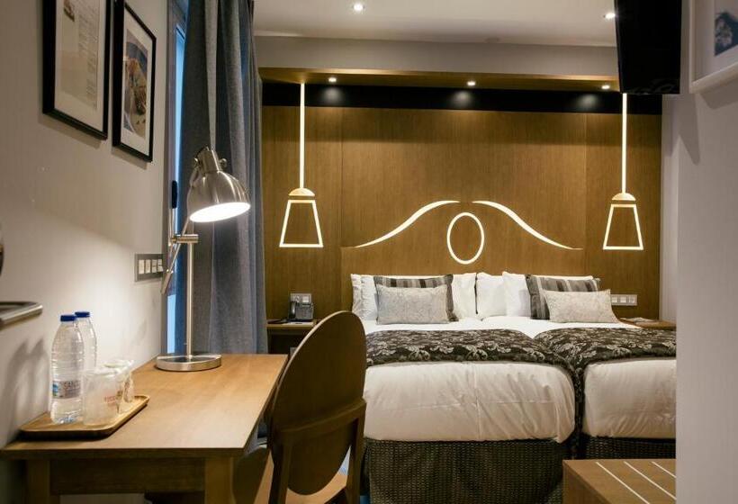 إستديو قياسى مزود بشرفة, Legazpi Doce Rooms & Suites