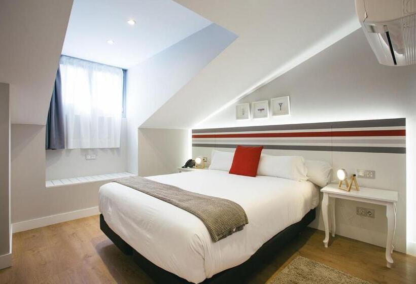 شقة دور أخير غرفة نوم واحدة, Legazpi Doce Rooms & Suites