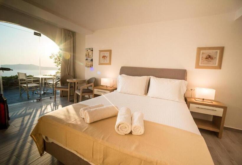 سوئیت جونیور با استخر, Kratiras View Luxury Suites