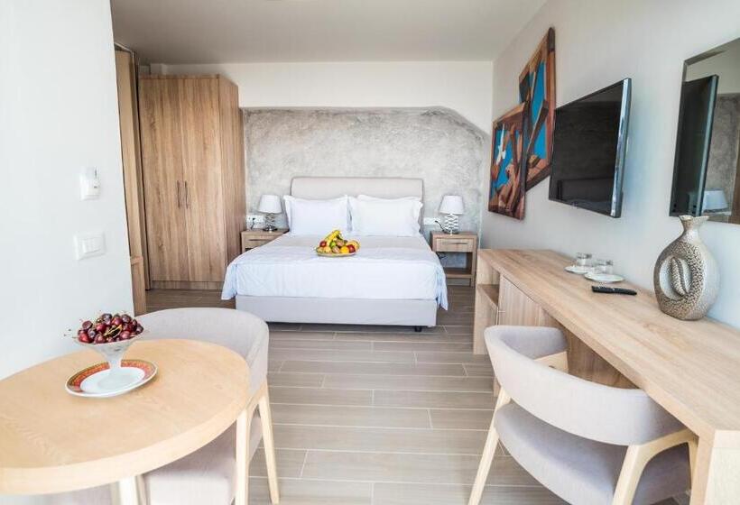 سوئیت دولوکس با چشم‌انداز, Kratiras View Luxury Suites