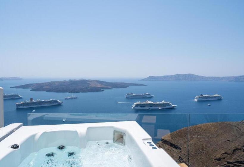 سوئیت با وان آب گرم, Kratiras View Luxury Suites