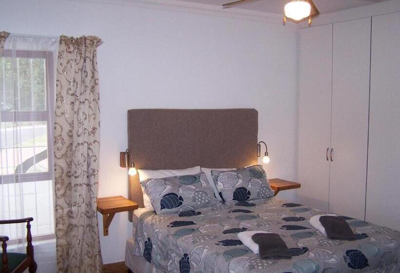 Дом 2 Спальни, Jaloersbaai Guest Cottage & Nes