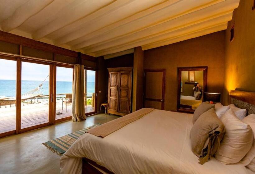بانگلوی استاندارد, Adobe Villas