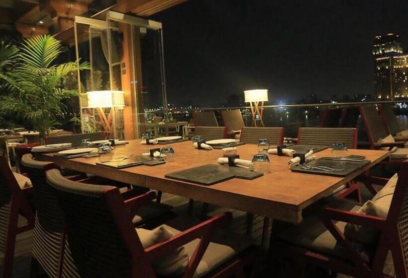 اتاق سوپریور با تخت بزرگ, Riverside