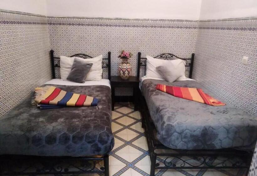 اتاق استاندارد, El Amal
