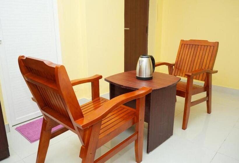 带大床的豪华间, H2 Residency