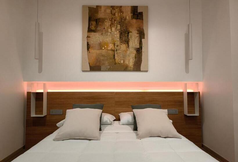 اتاق استاندارد با بالکن, Galleria Roma Art Guesthouse