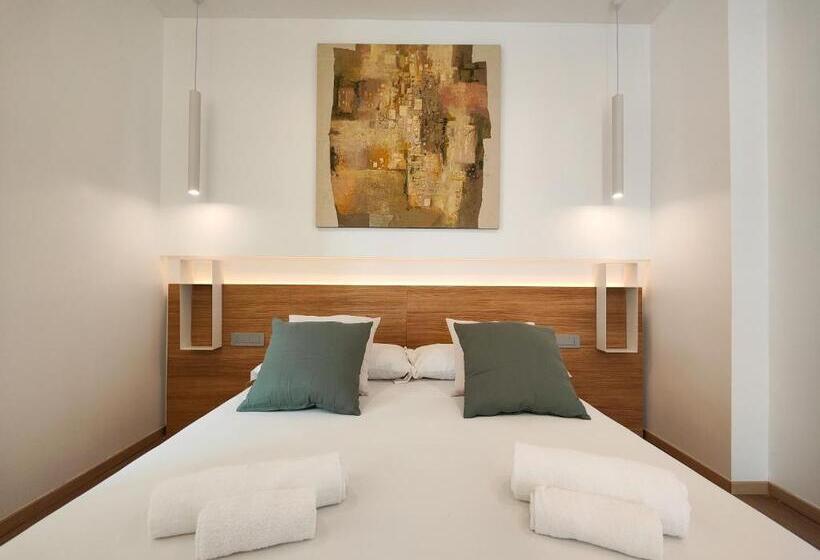 اتاق استاندارد با بالکن, Galleria Roma Art Guesthouse