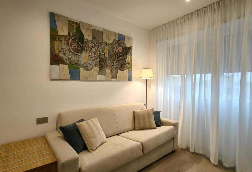 اتاق پریمیوم چهارنفره, Galleria Roma Art Guesthouse